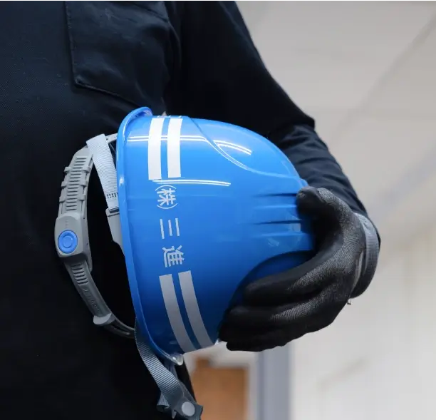 ヘルメットの画像